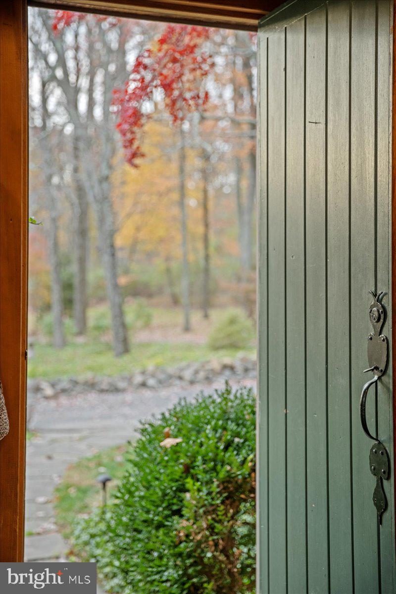 6064 Stoney Hill ROAD