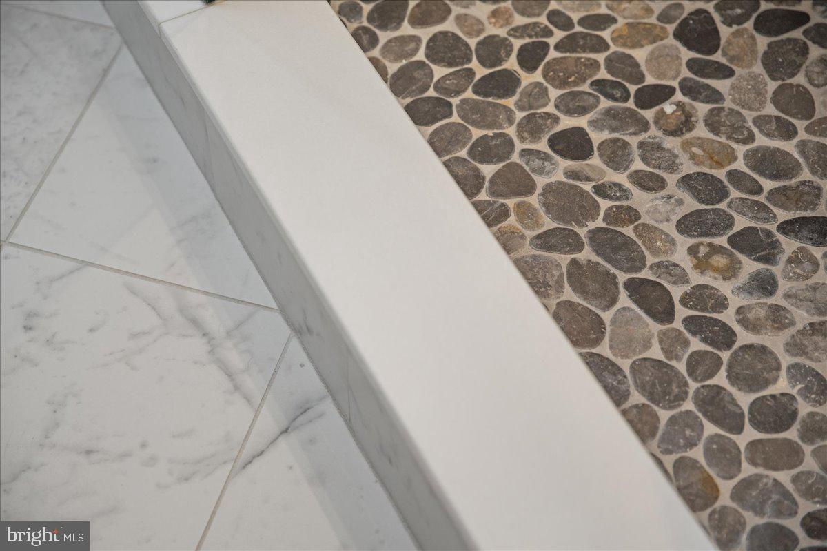 6064 Stoney Hill ROAD