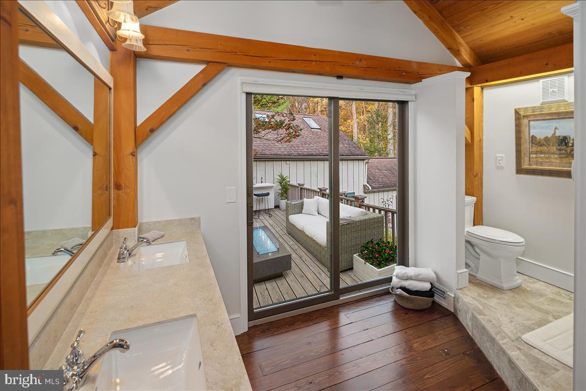 6064 Stoney Hill ROAD