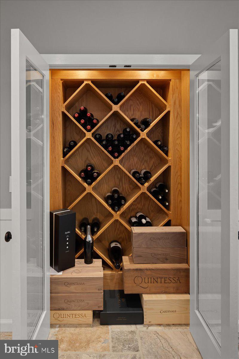 6064 Stoney Hill ROAD