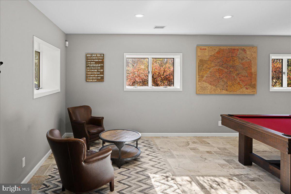 6064 Stoney Hill ROAD