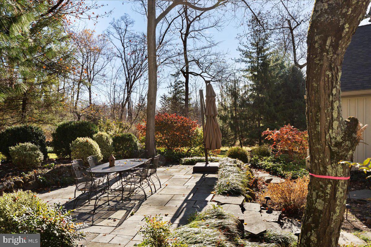 6064 Stoney Hill ROAD