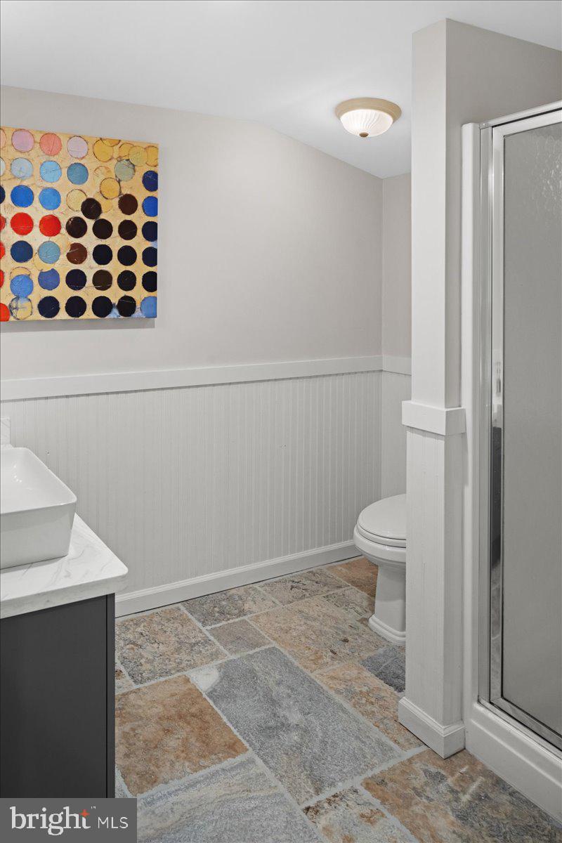 6064 Stoney Hill ROAD