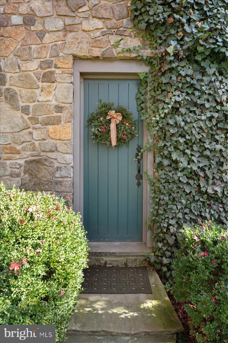 6064 Stoney Hill ROAD