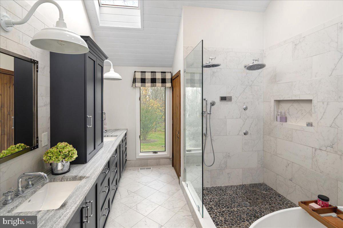 6064 Stoney Hill ROAD