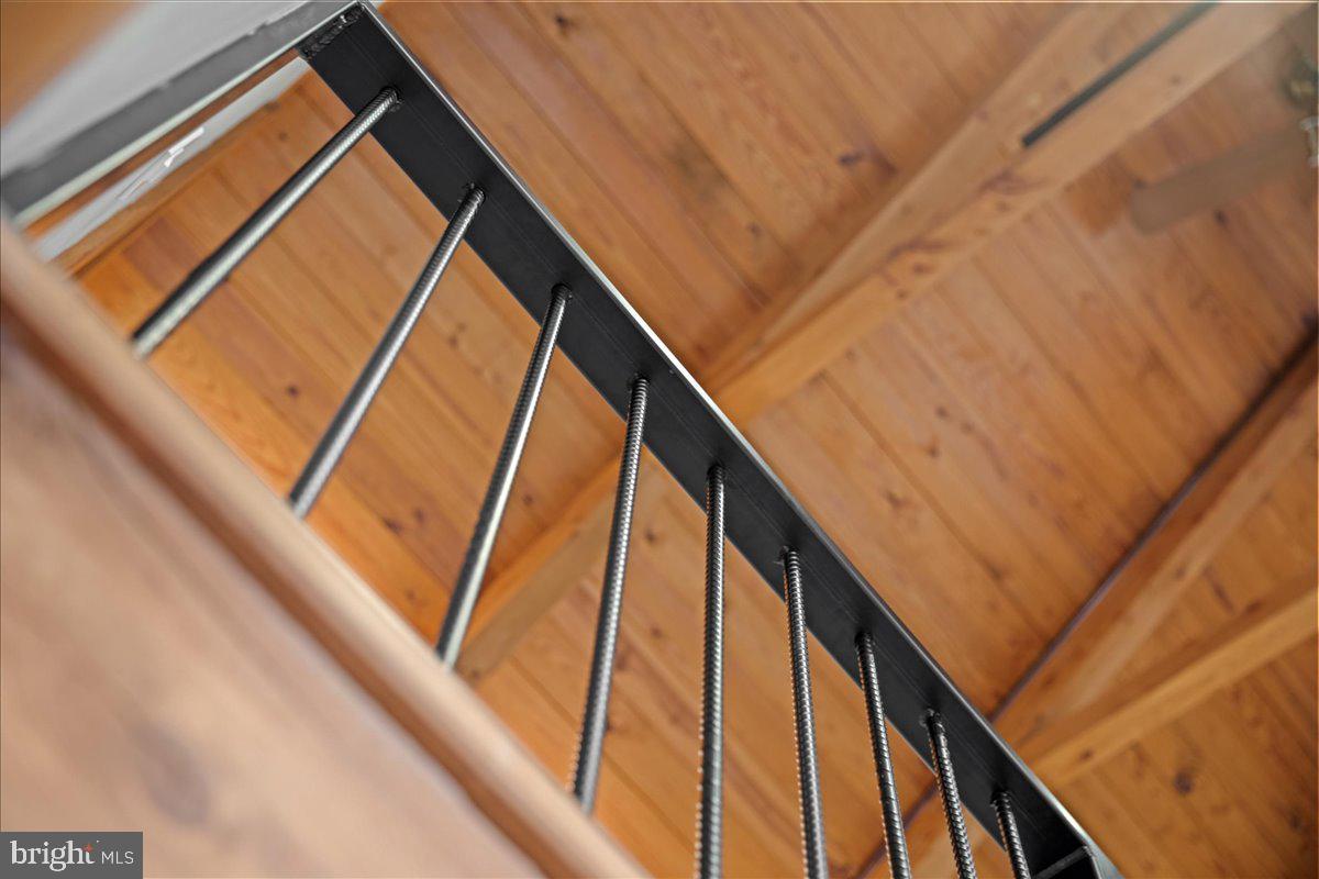 6064 Stoney Hill ROAD