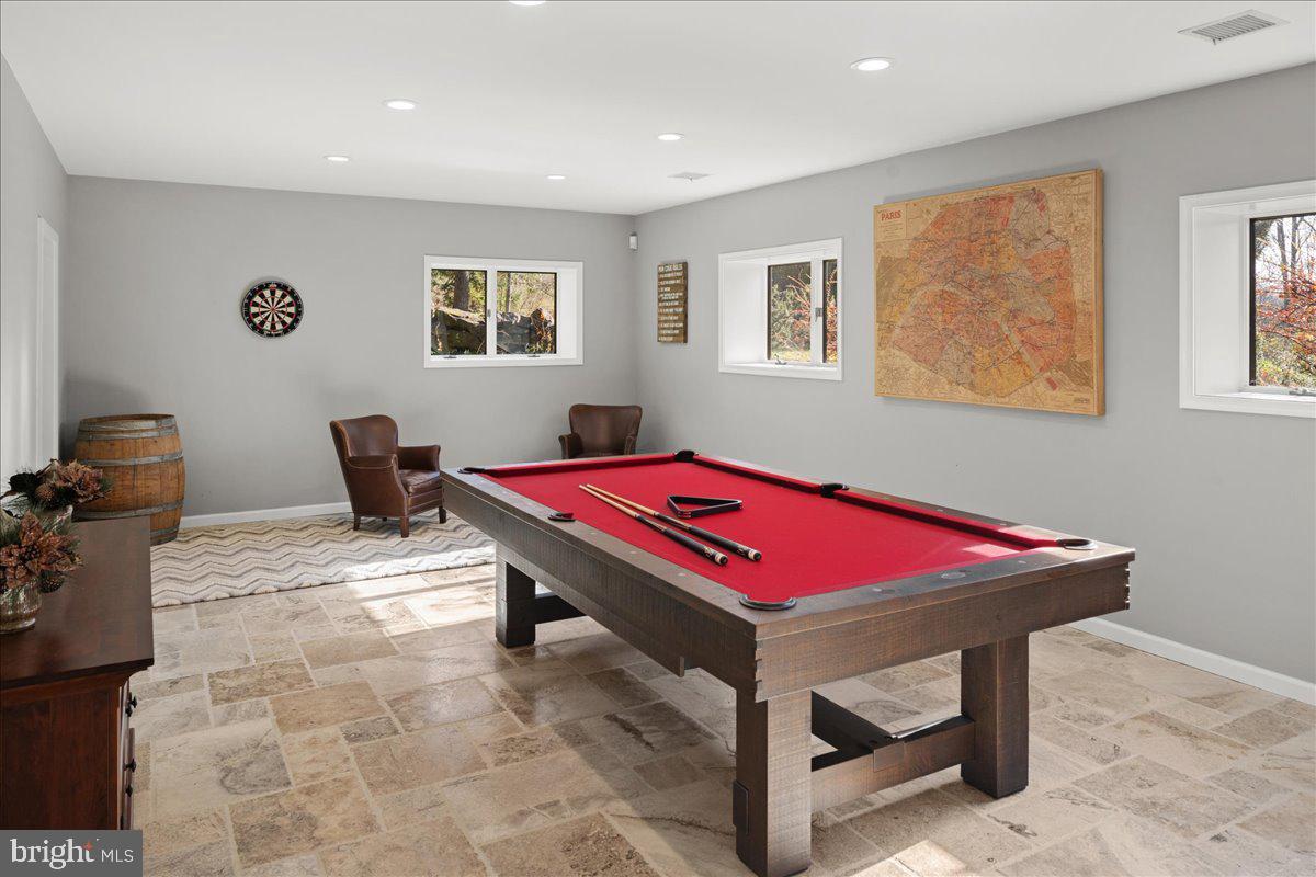 6064 Stoney Hill ROAD