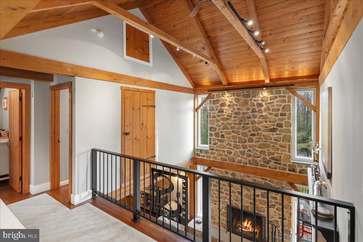 6064 Stoney Hill ROAD