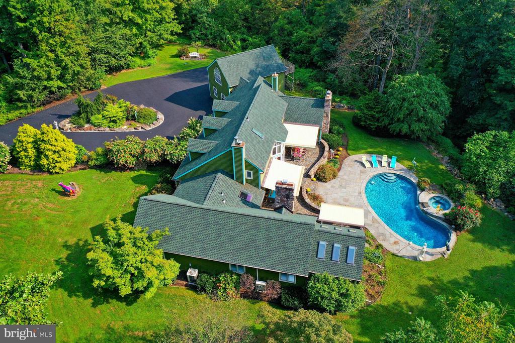 3720 Windy Bush Rd