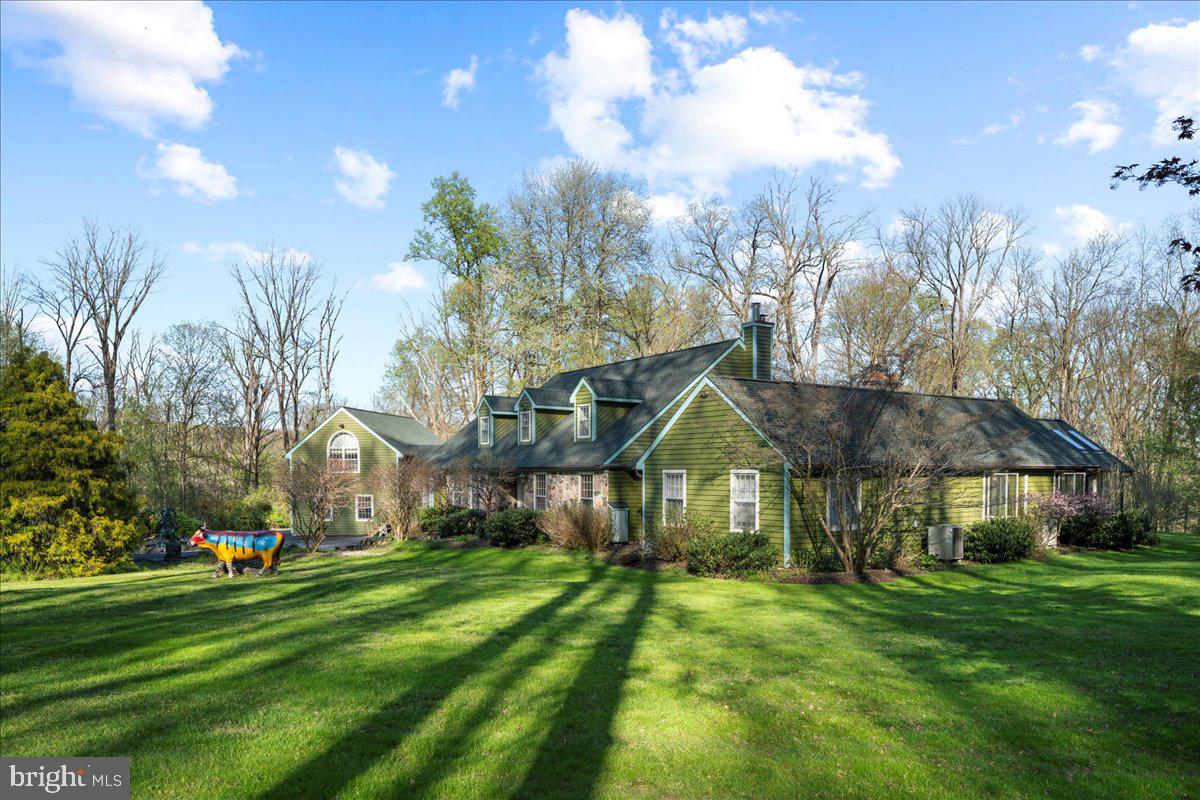 3720 Windy Bush Rd