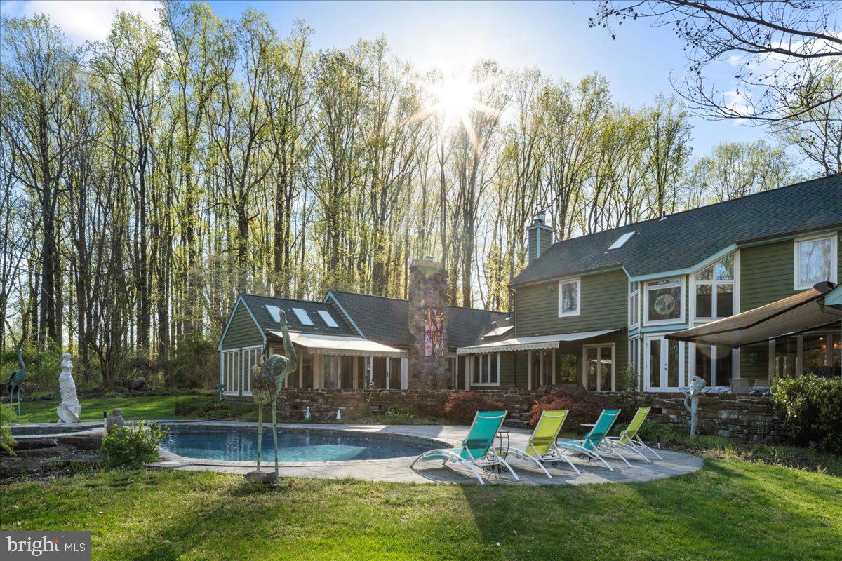 3720 Windy Bush Rd