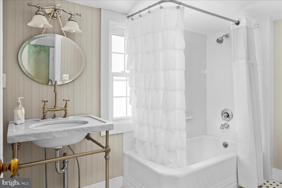 1515 SUGAR BOTTOM ROAD