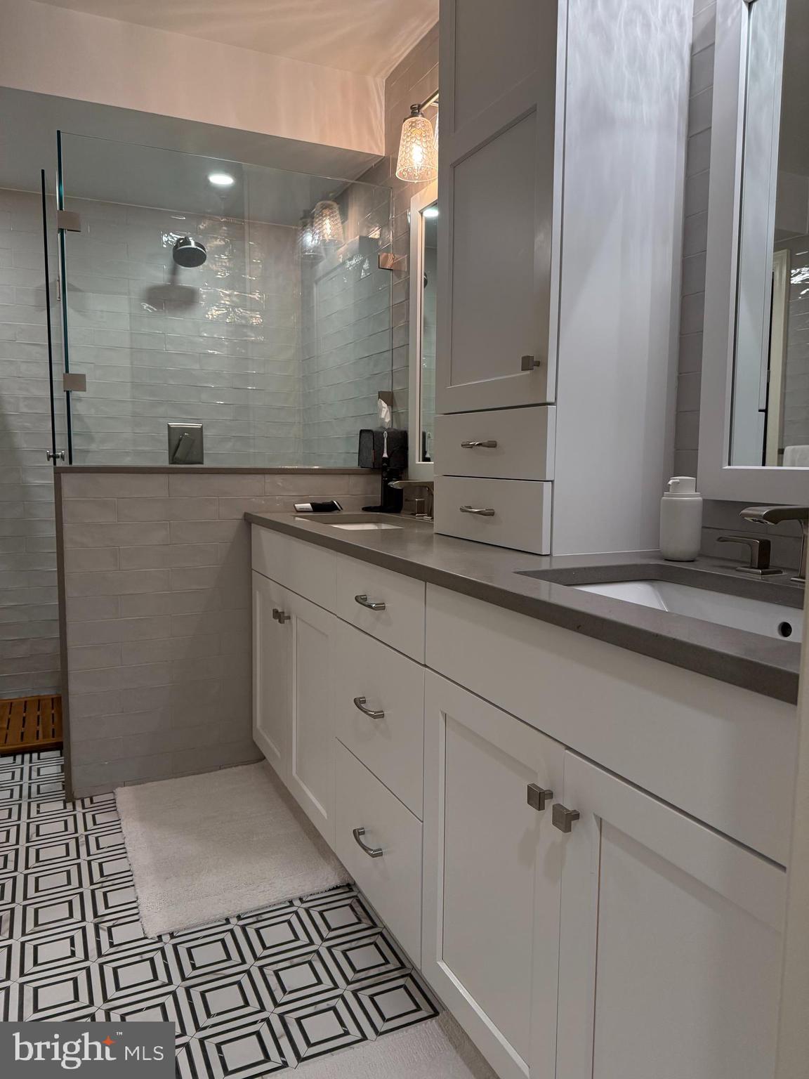 46 W MECHANIC STREET