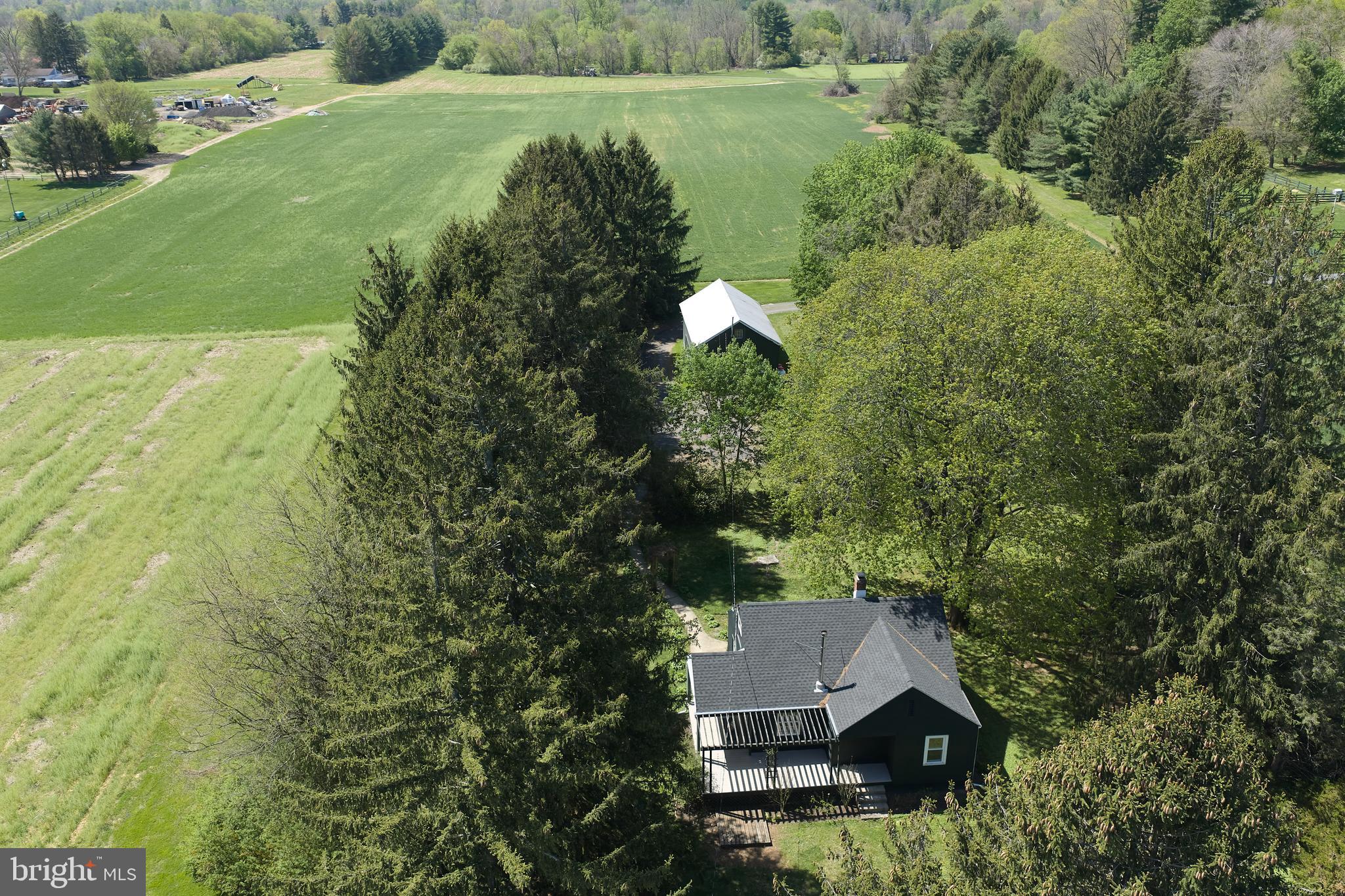 5113 ANDERSON ROAD COTTAGE