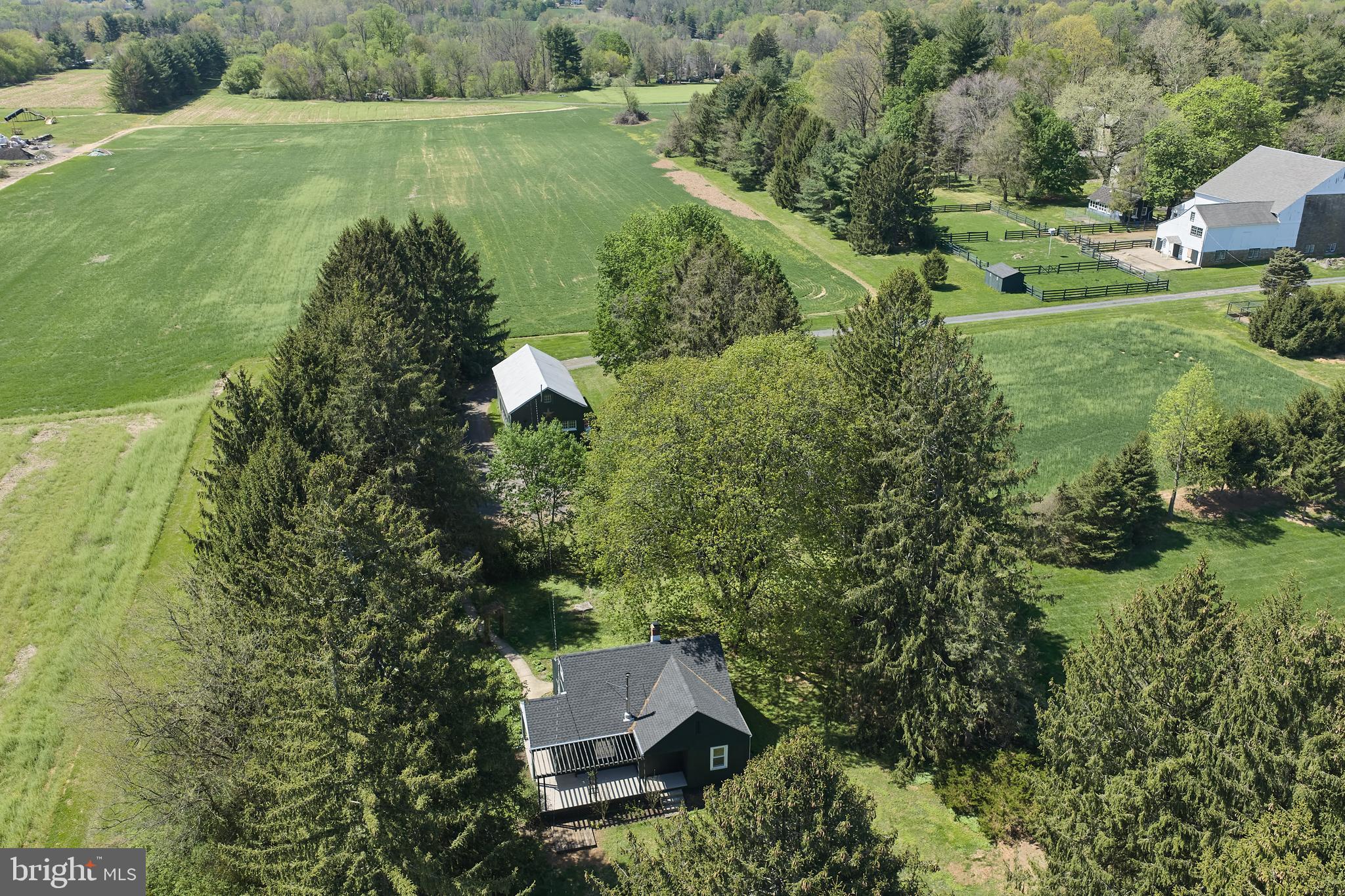 5113 ANDERSON ROAD COTTAGE