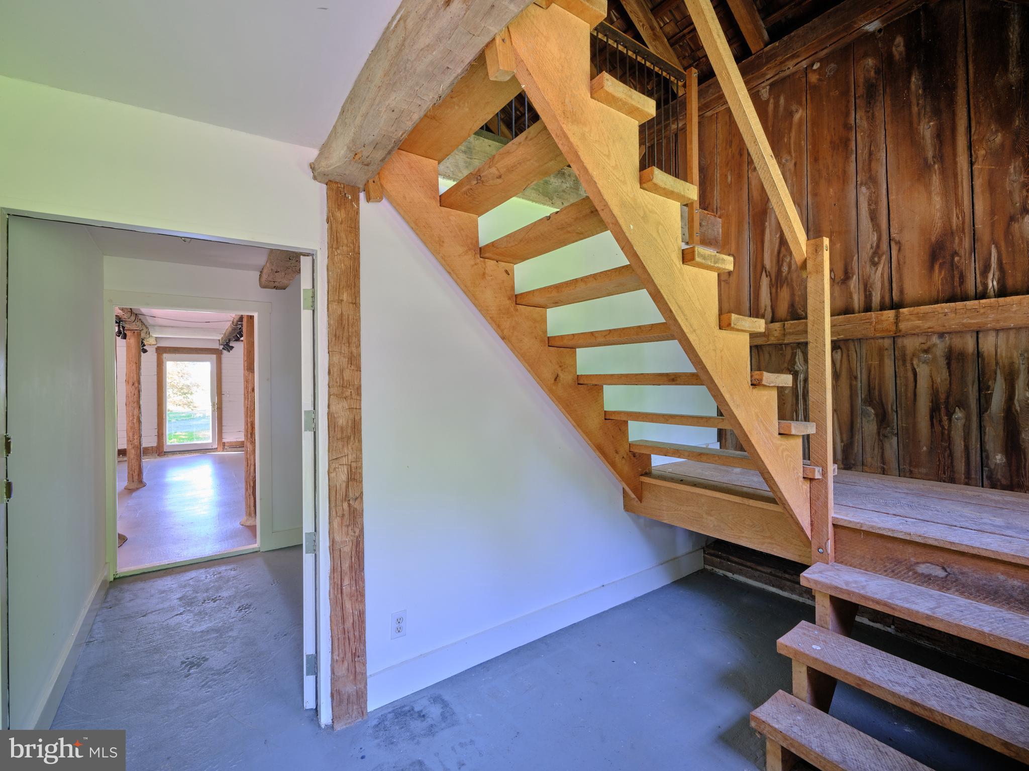 5113 ANDERSON ROAD COTTAGE