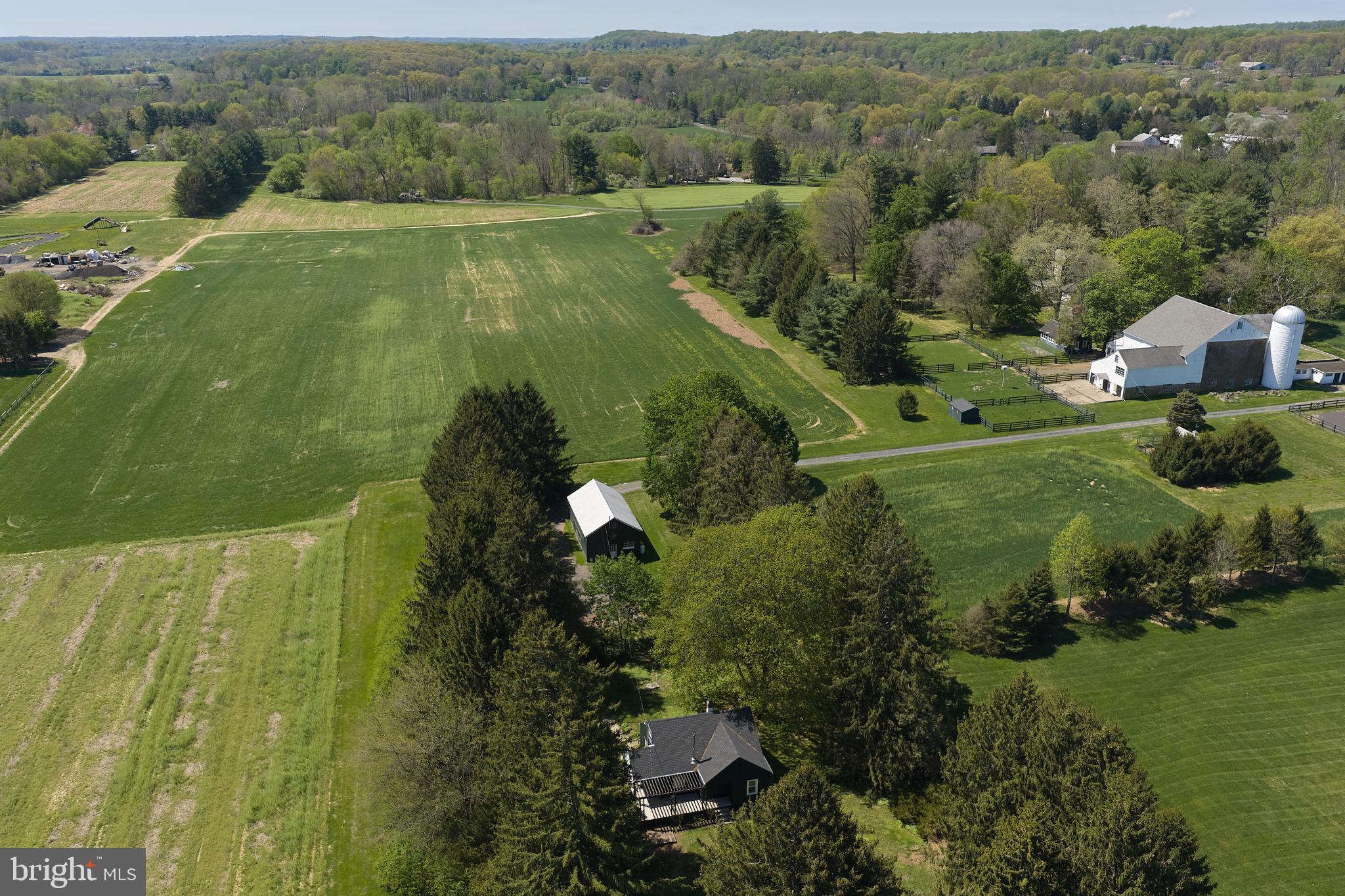 5113 ANDERSON ROAD COTTAGE