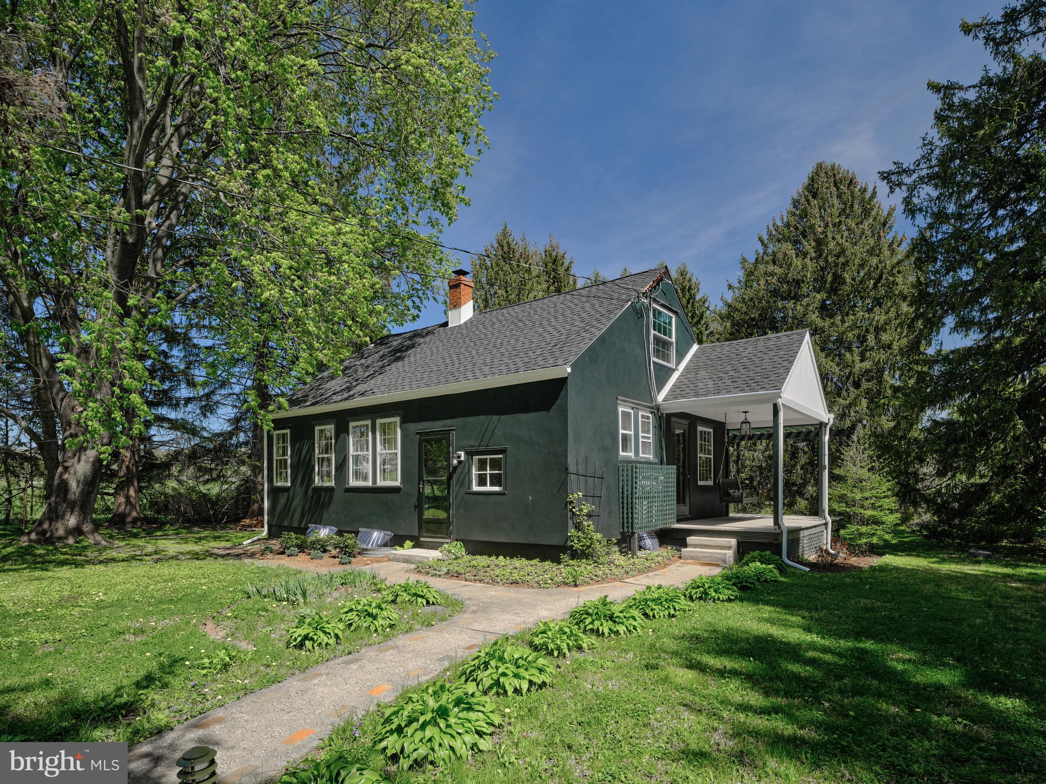 5113 ANDERSON ROAD COTTAGE