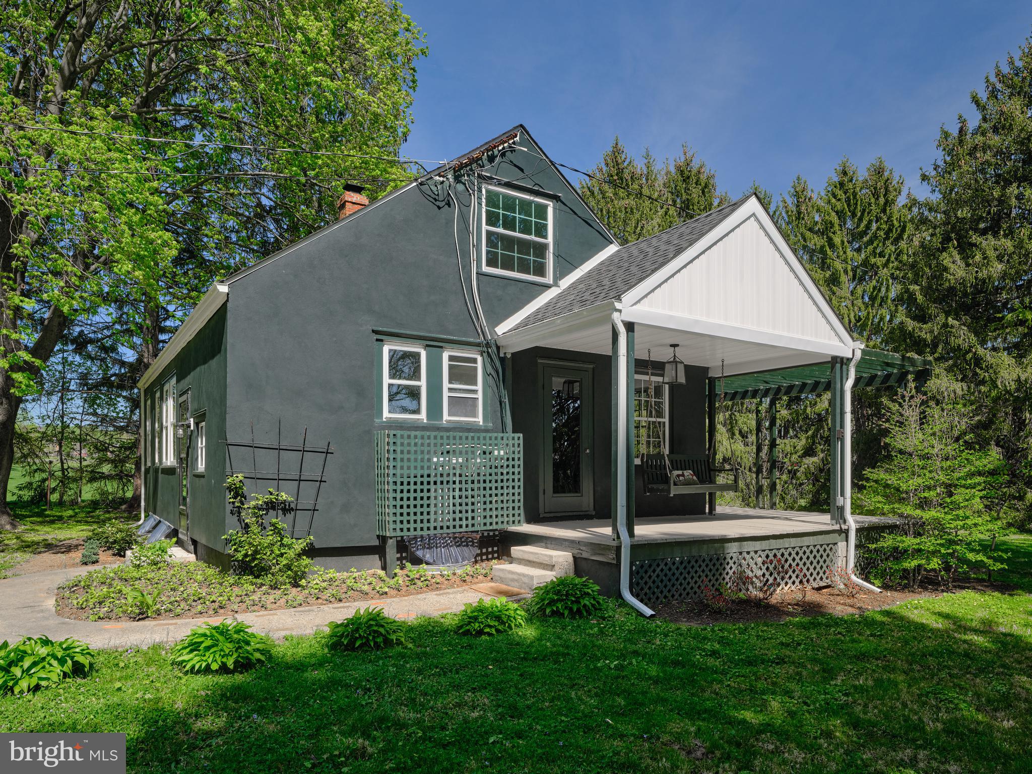 5113 ANDERSON ROAD COTTAGE