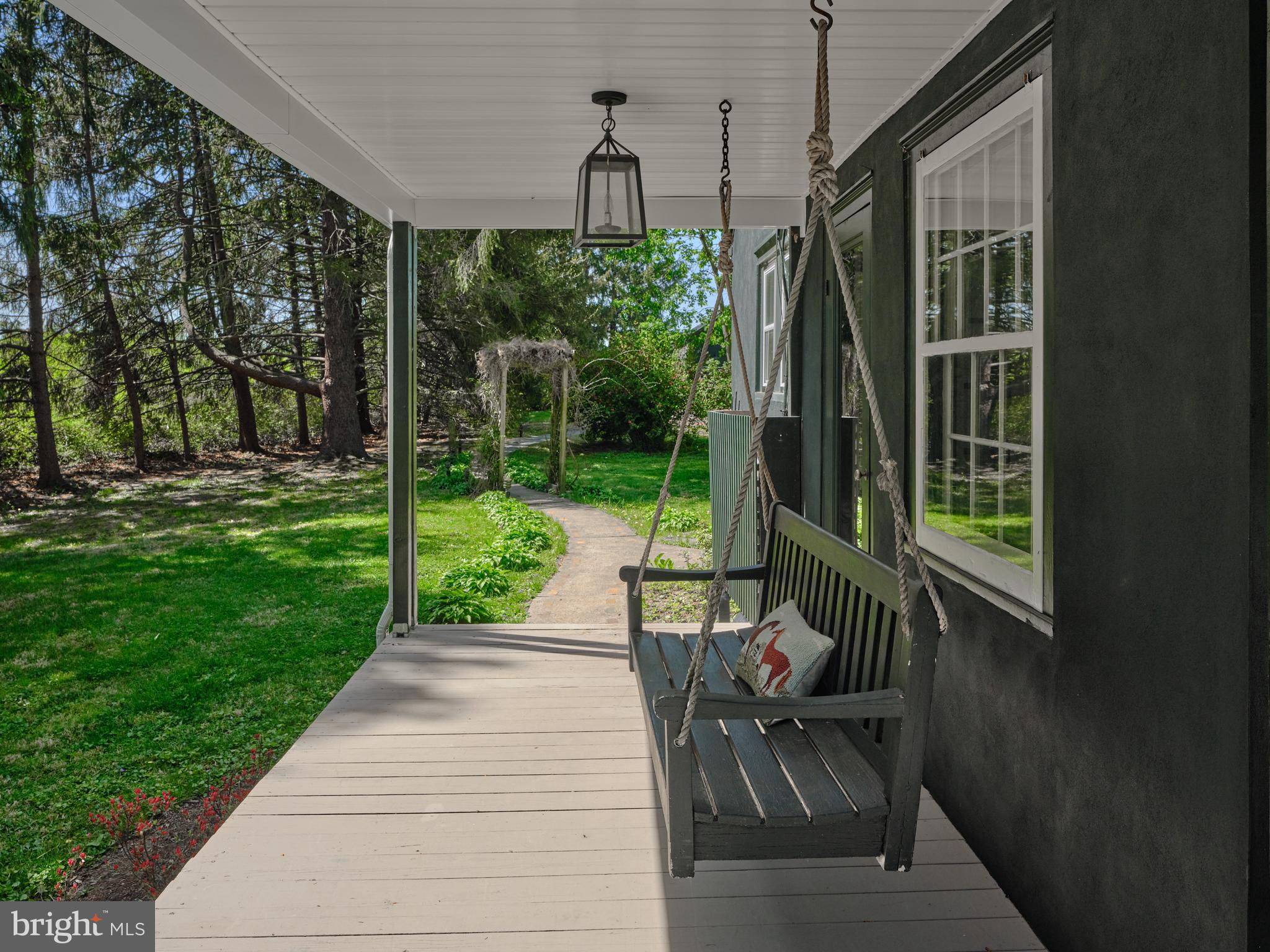 5113 ANDERSON ROAD COTTAGE