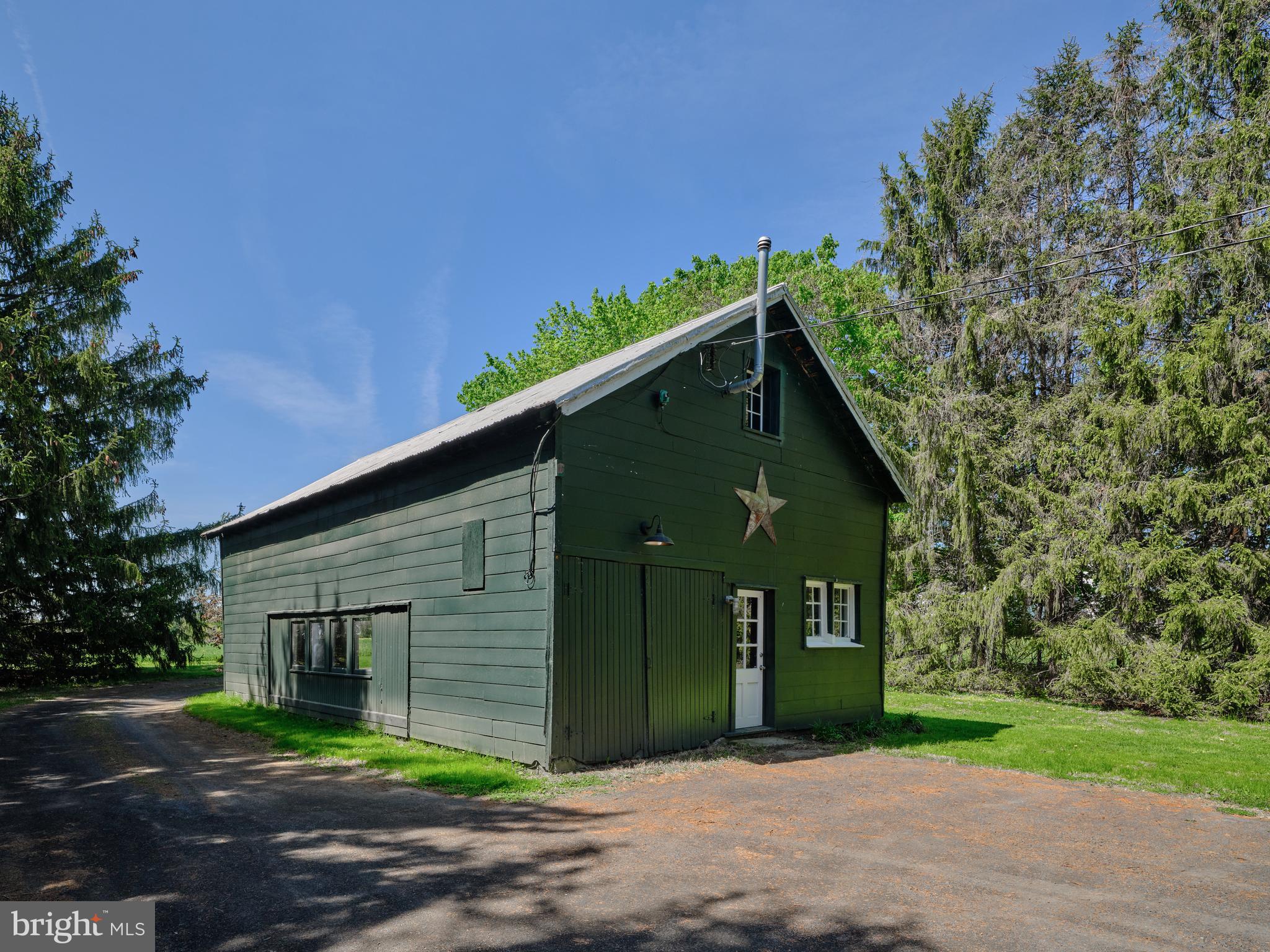 5113 ANDERSON ROAD COTTAGE