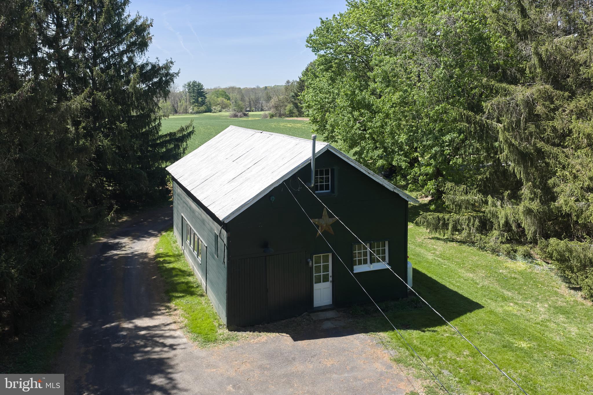 5113 ANDERSON ROAD COTTAGE