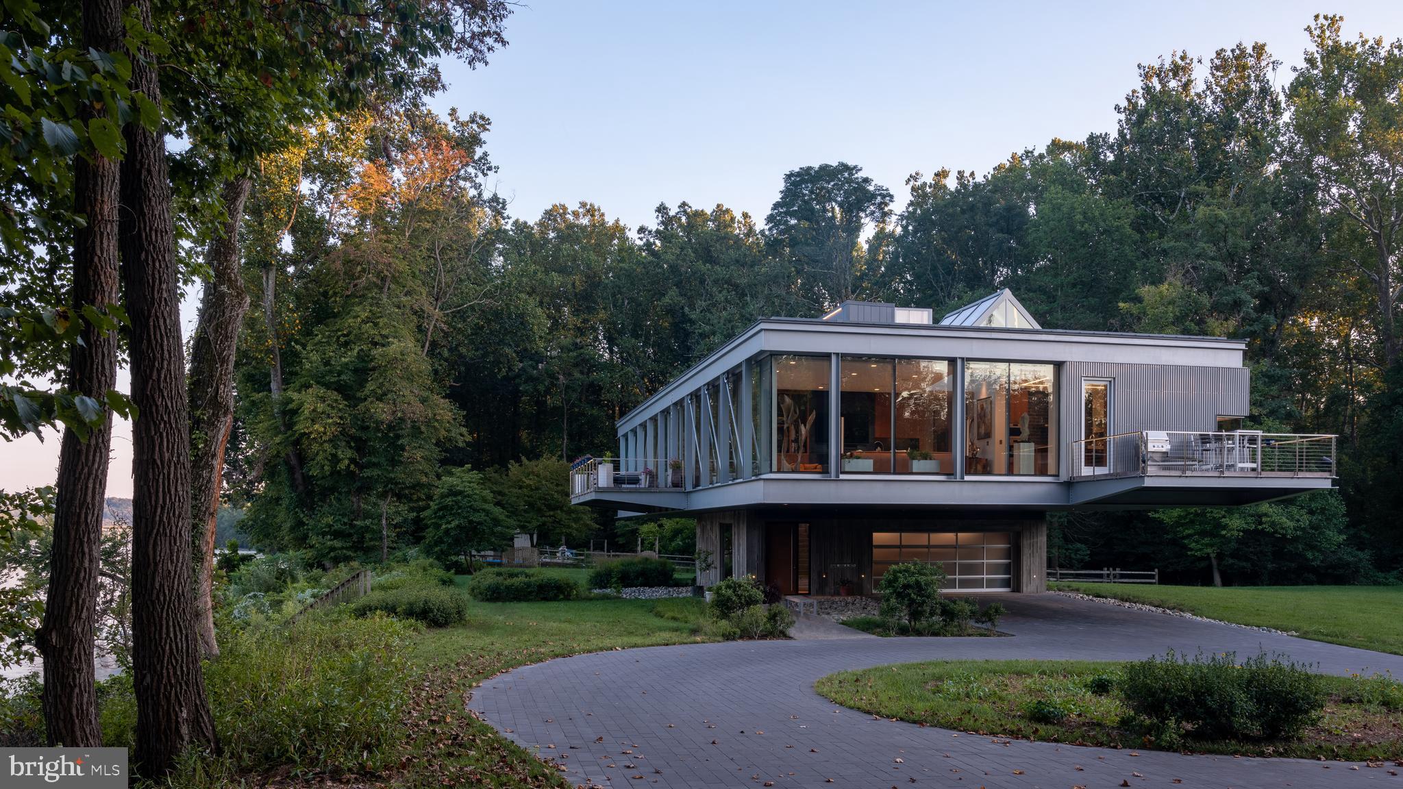 2710 RIVER ROAD