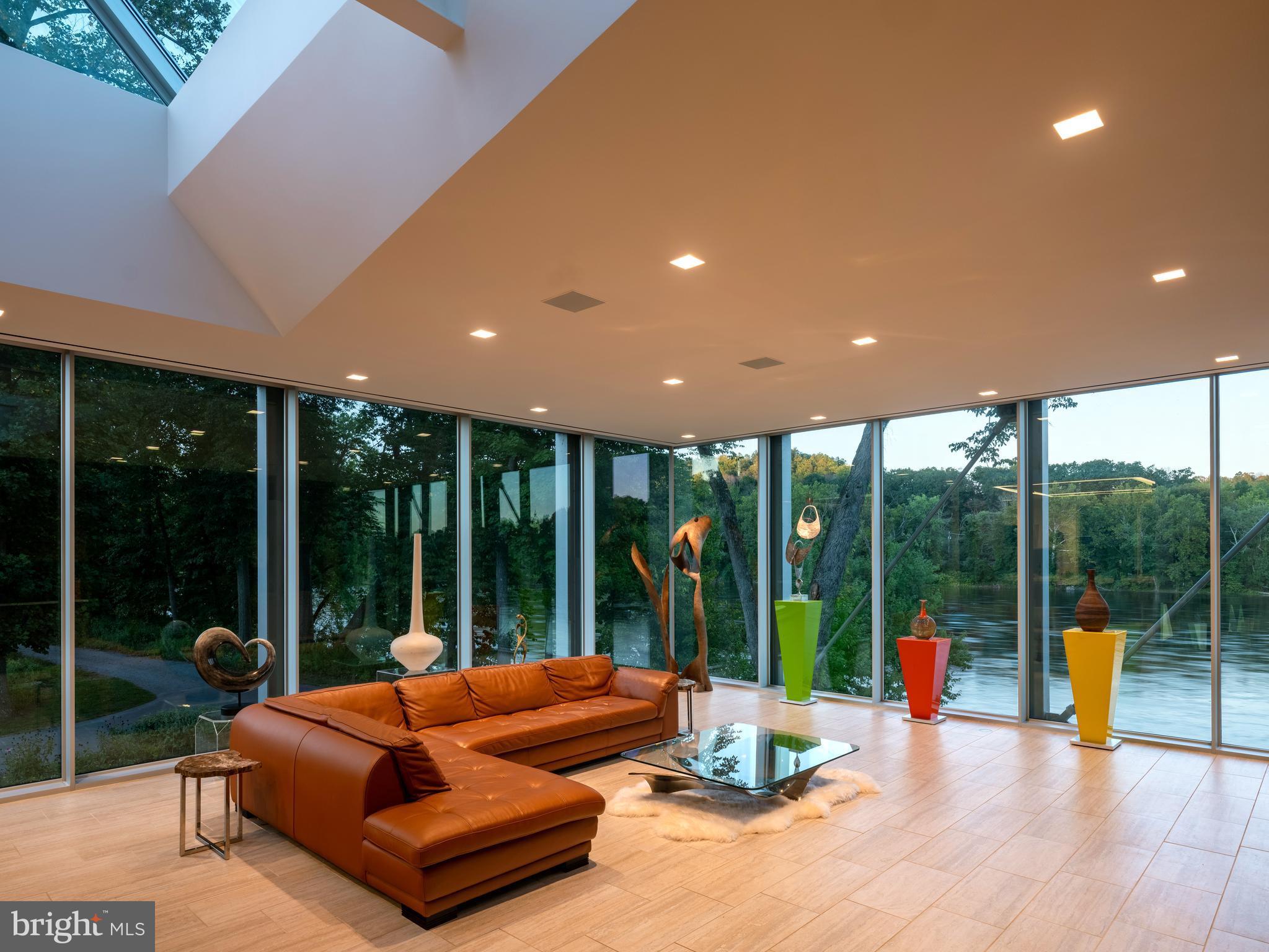 2710 RIVER ROAD