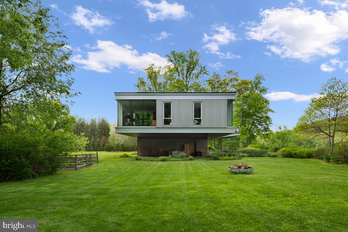 2710 RIVER ROAD