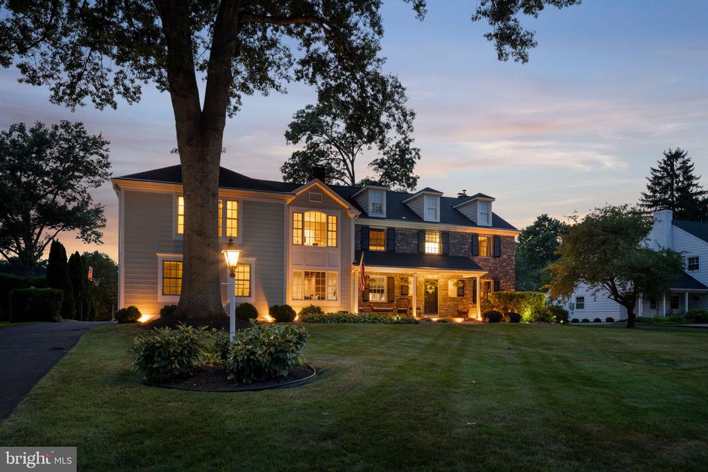 7 KEATS ROAD