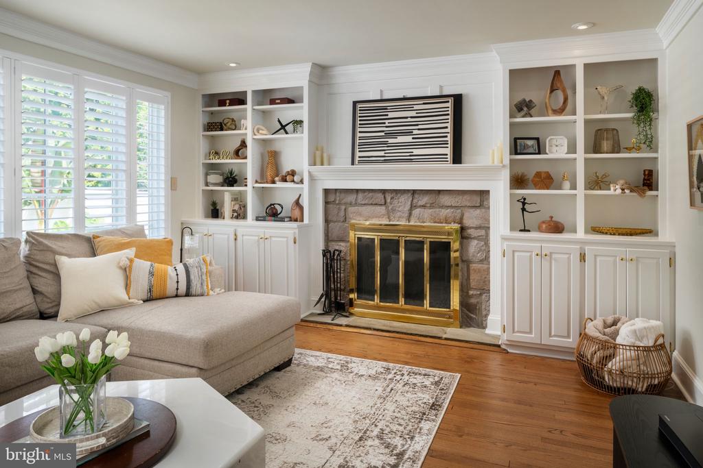 7 KEATS ROAD