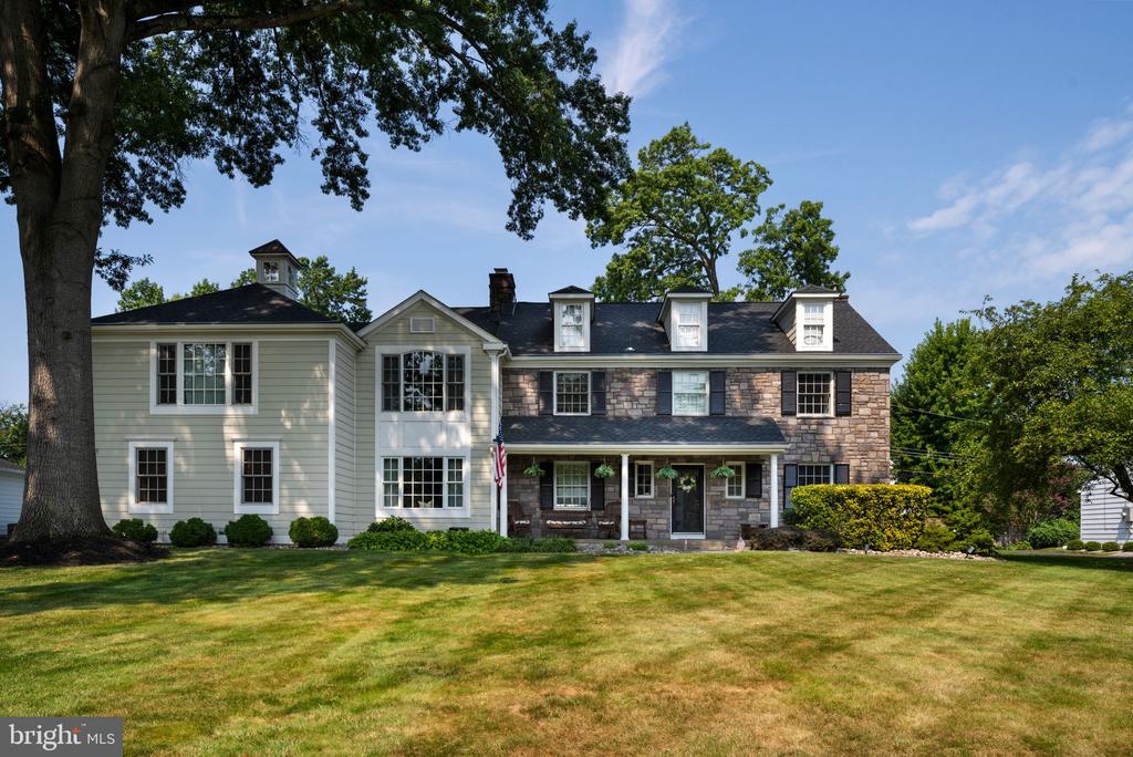 7 KEATS ROAD