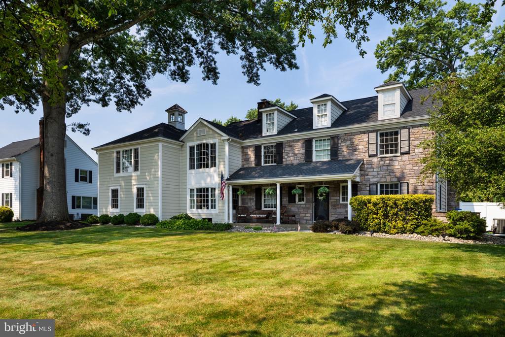 7 KEATS ROAD