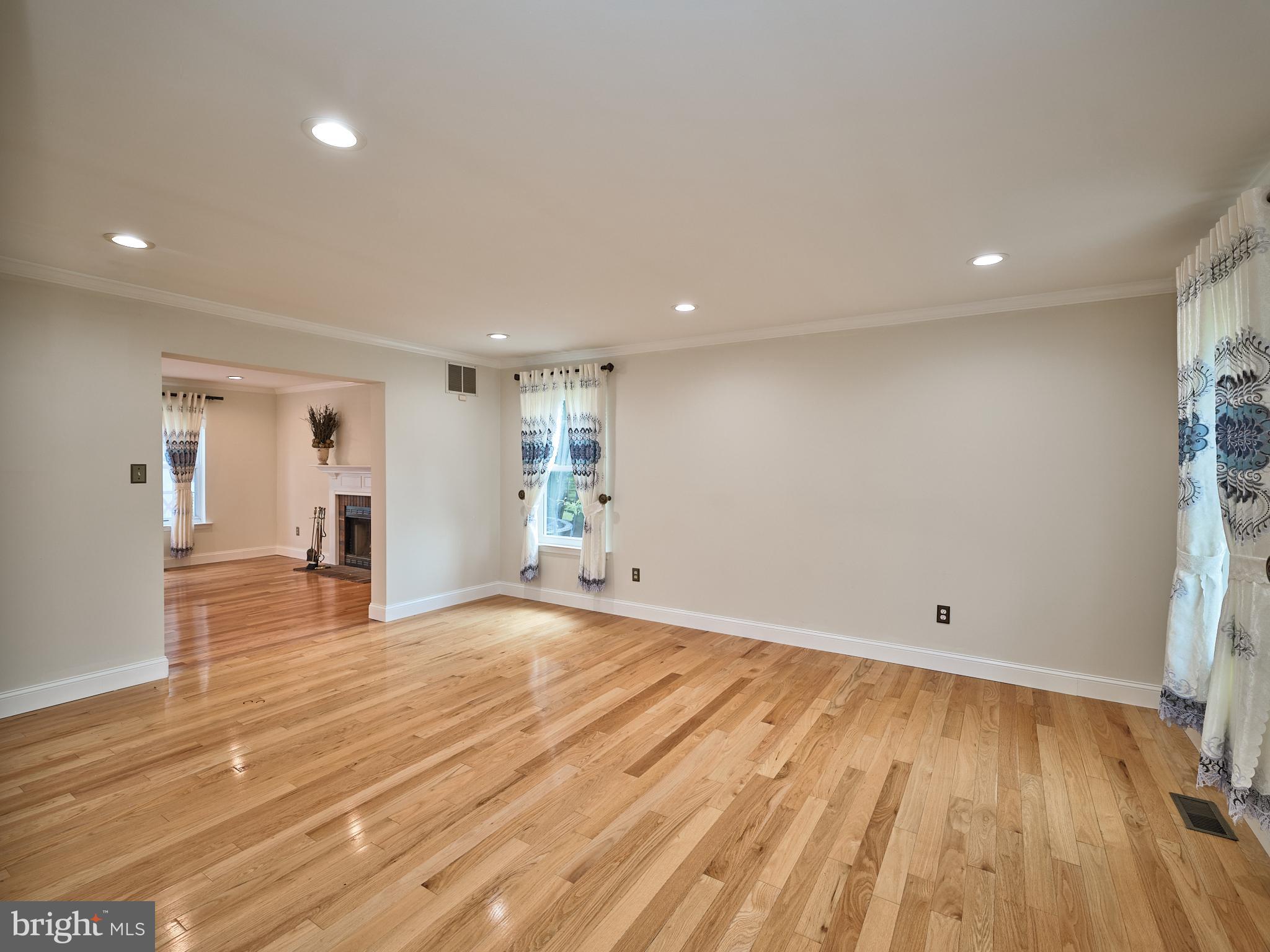 571 Constitution Rd