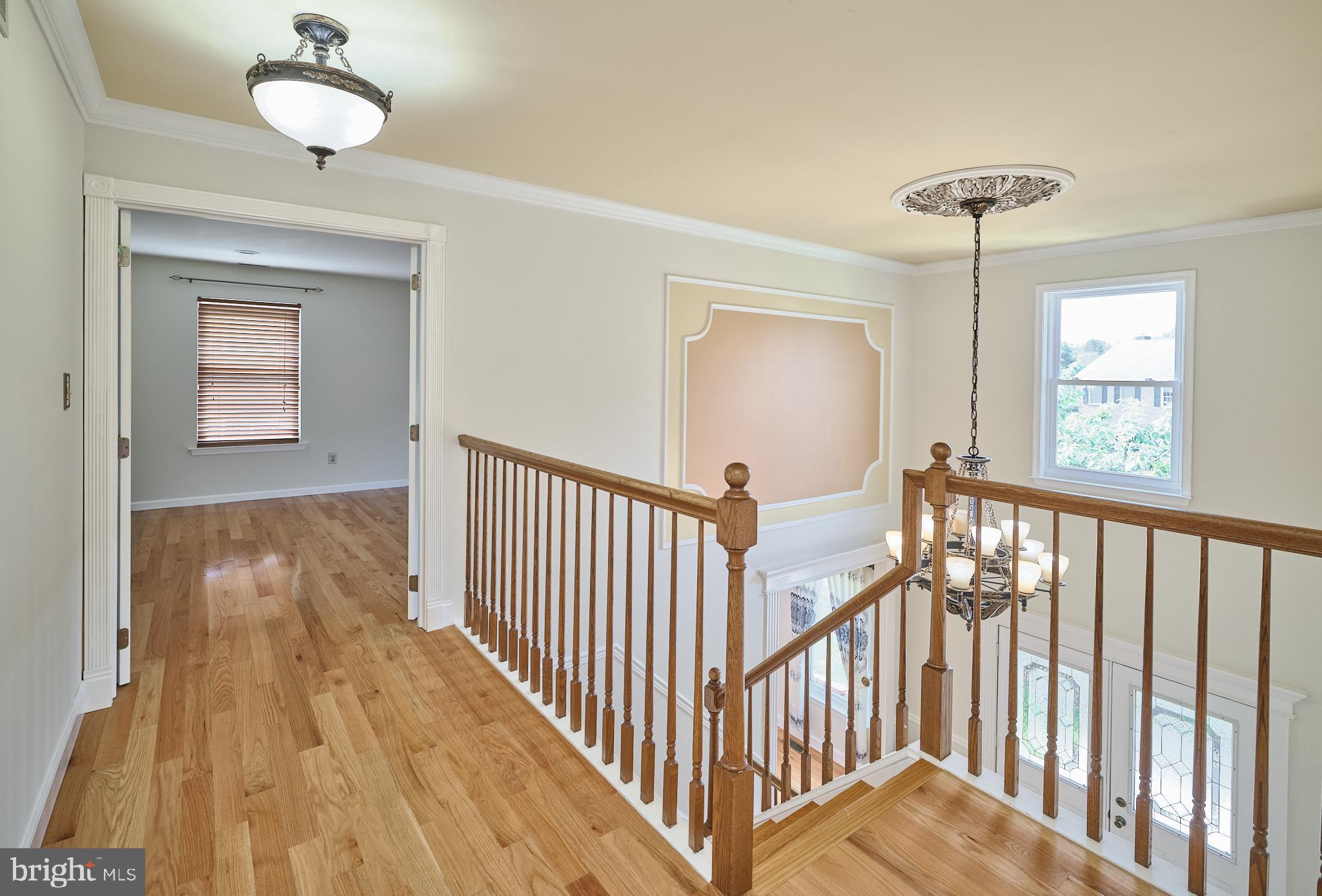 571 Constitution Rd