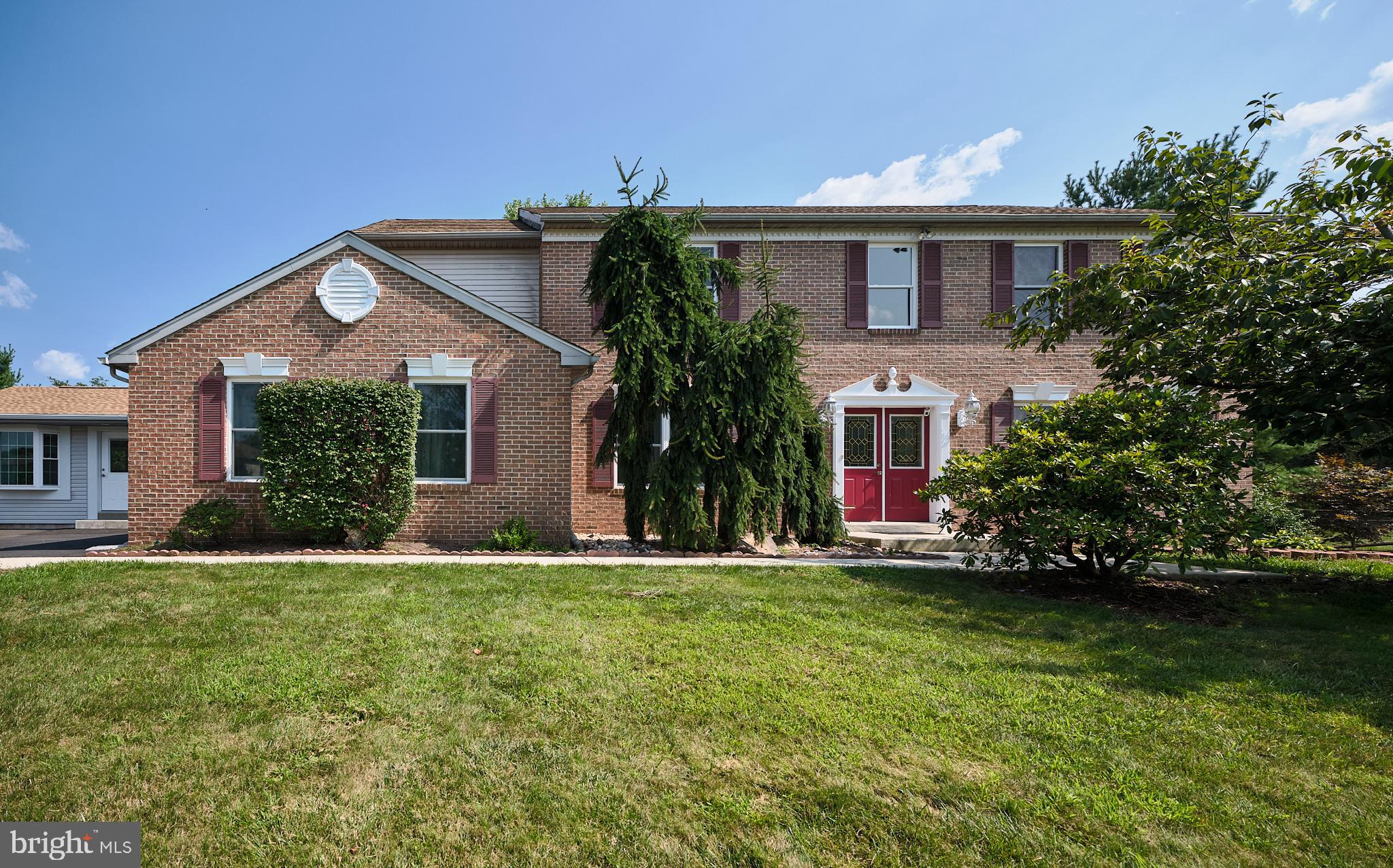 571 Constitution Rd