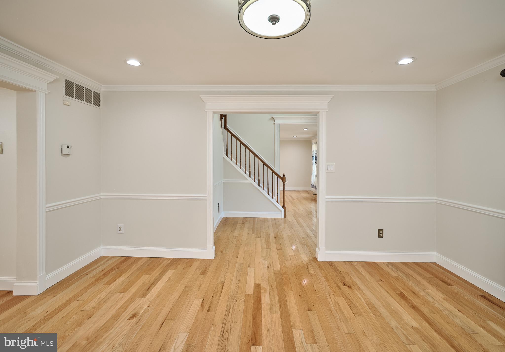 571 Constitution Rd