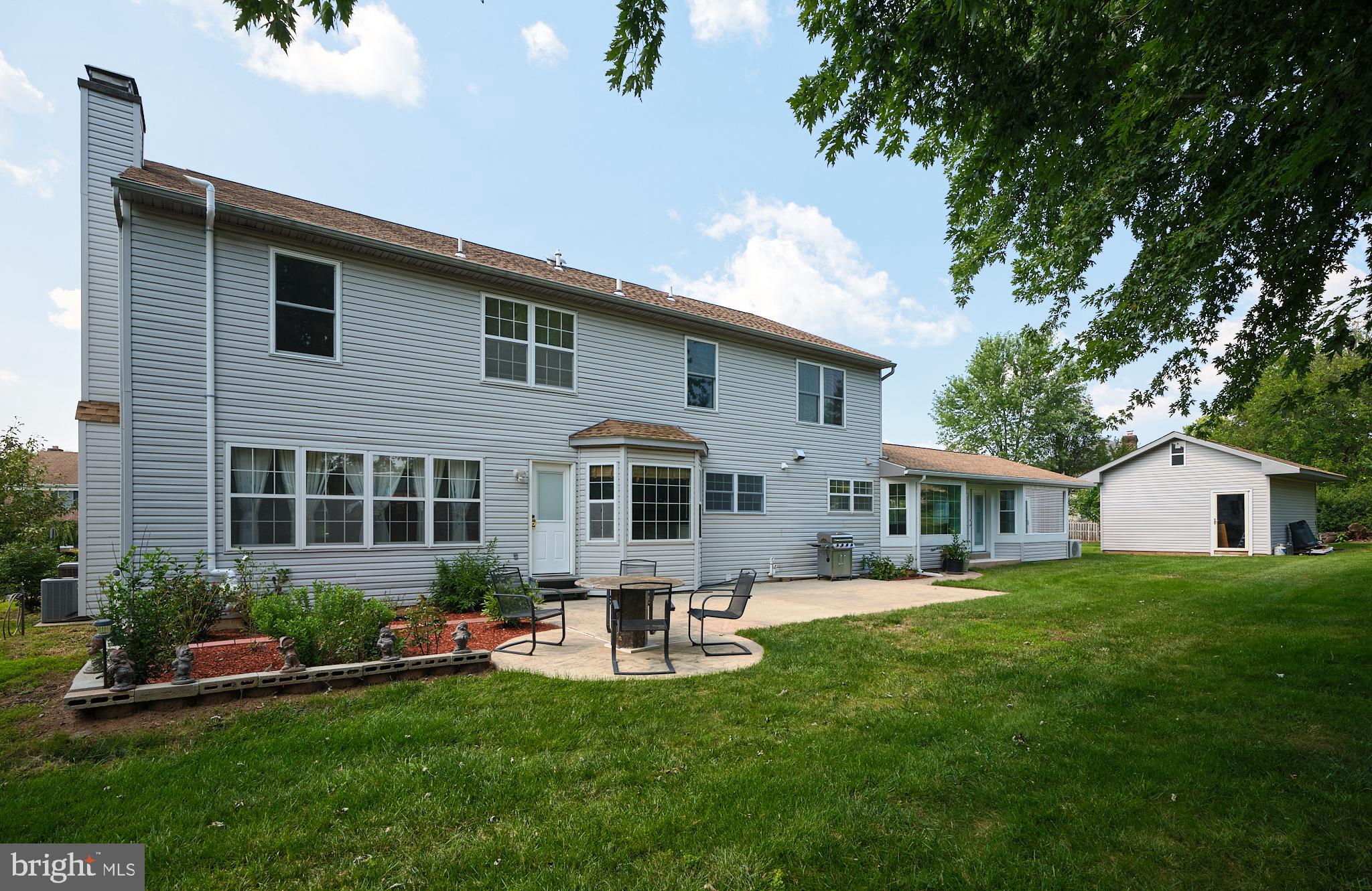 571 Constitution Rd