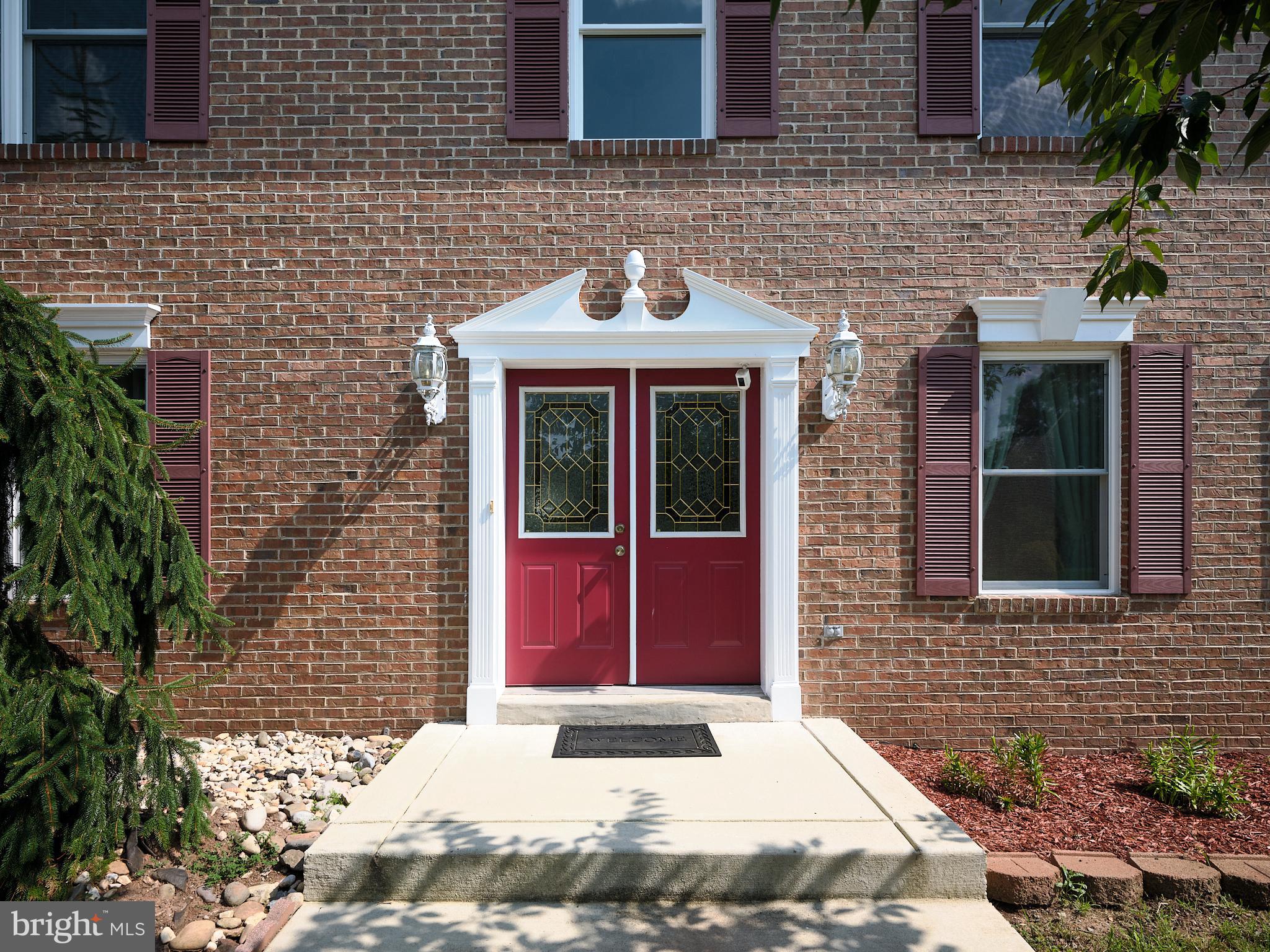 571 Constitution Rd