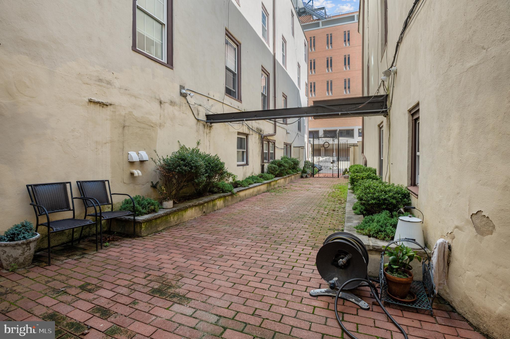 1029 SPRUCE STREET Unit: 106