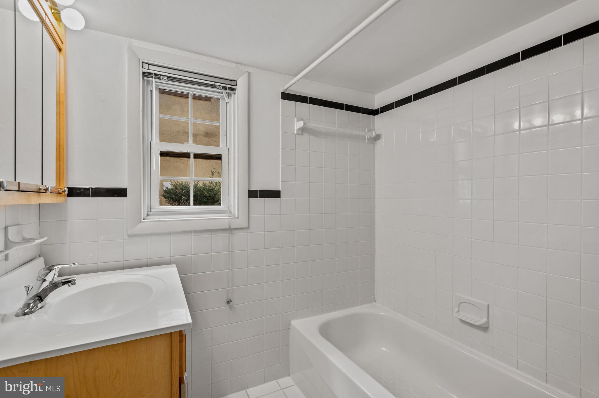 1029 SPRUCE STREET Unit: 106