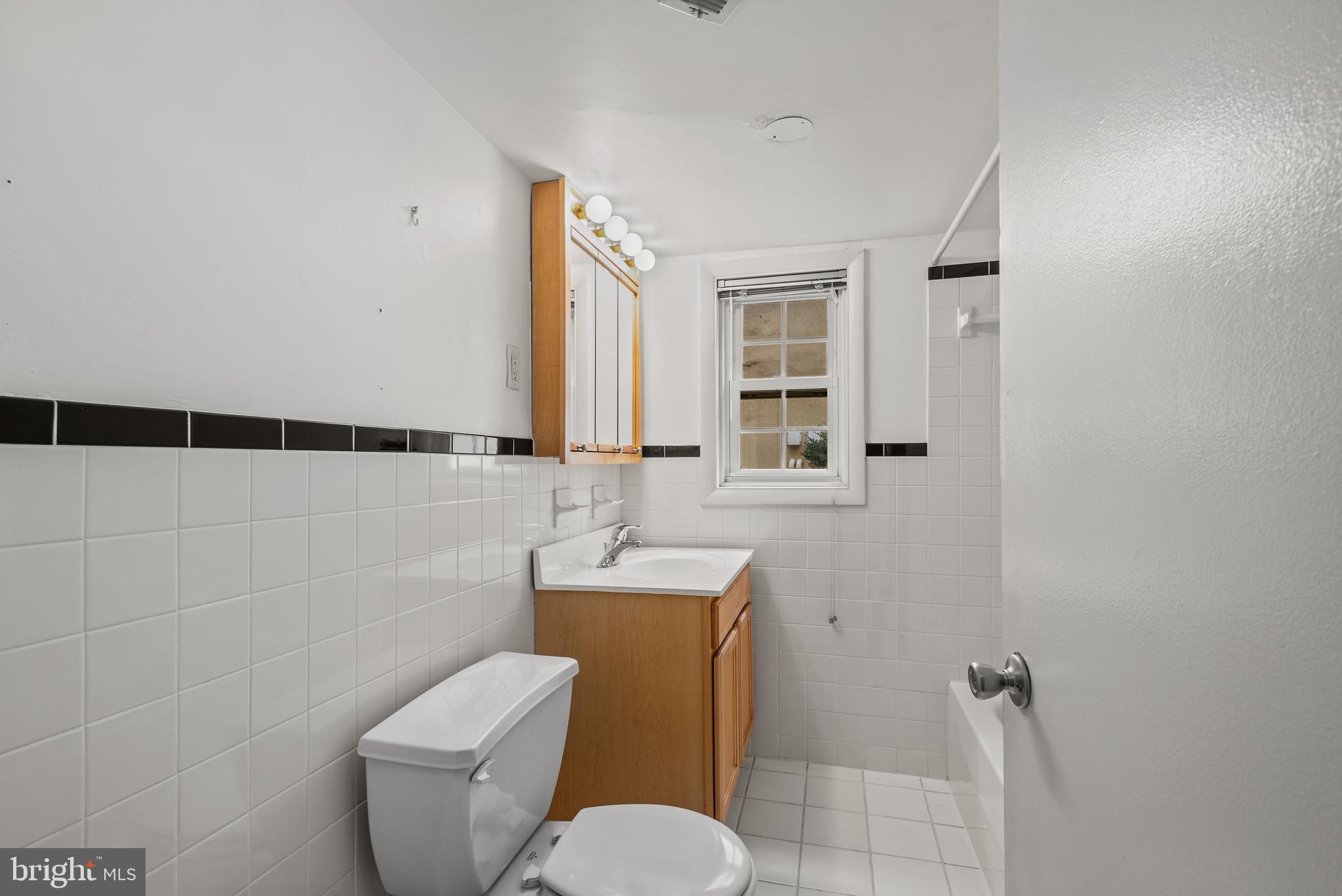 1029 SPRUCE STREET Unit: 106