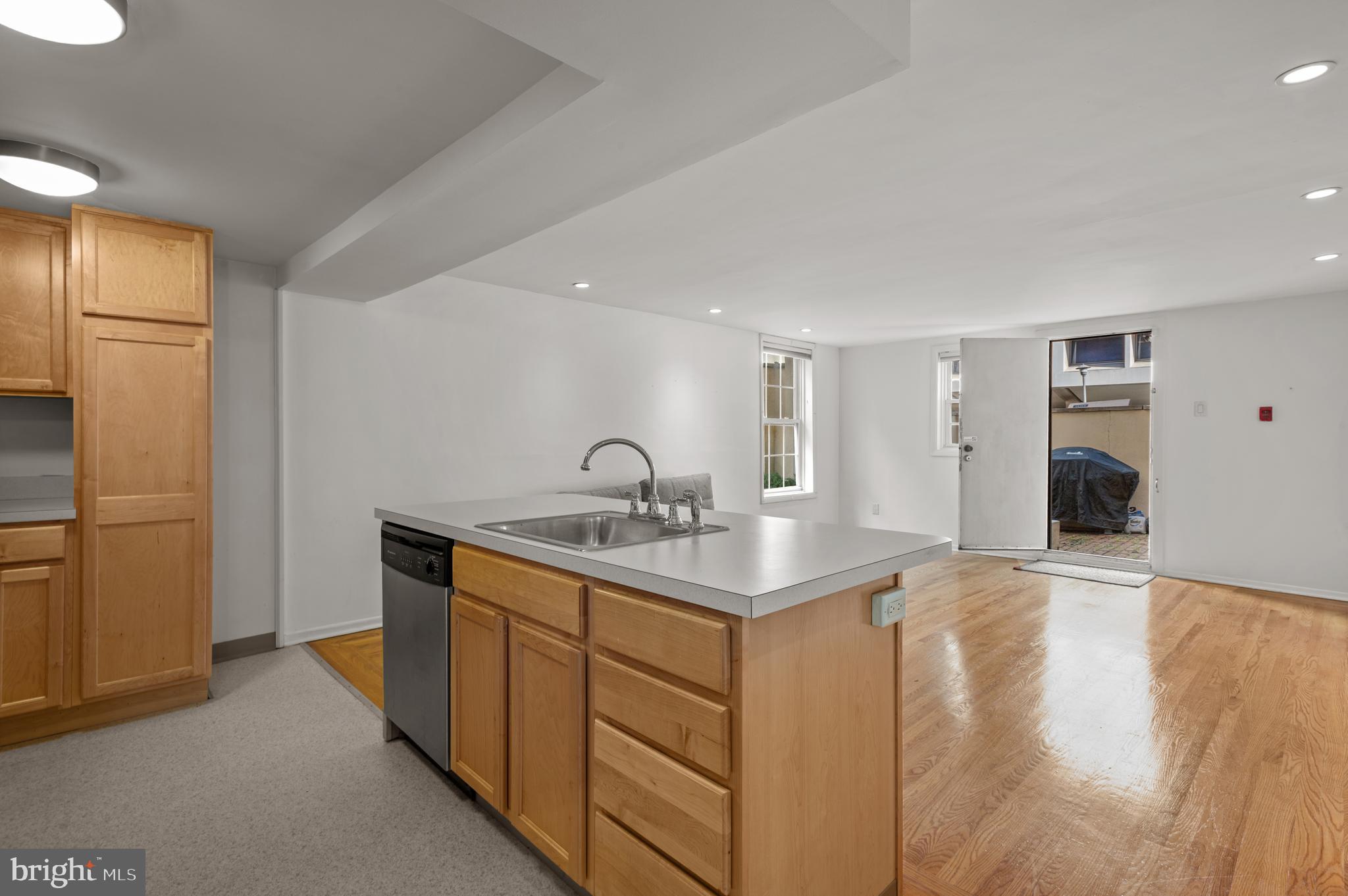 1029 SPRUCE STREET Unit: 106