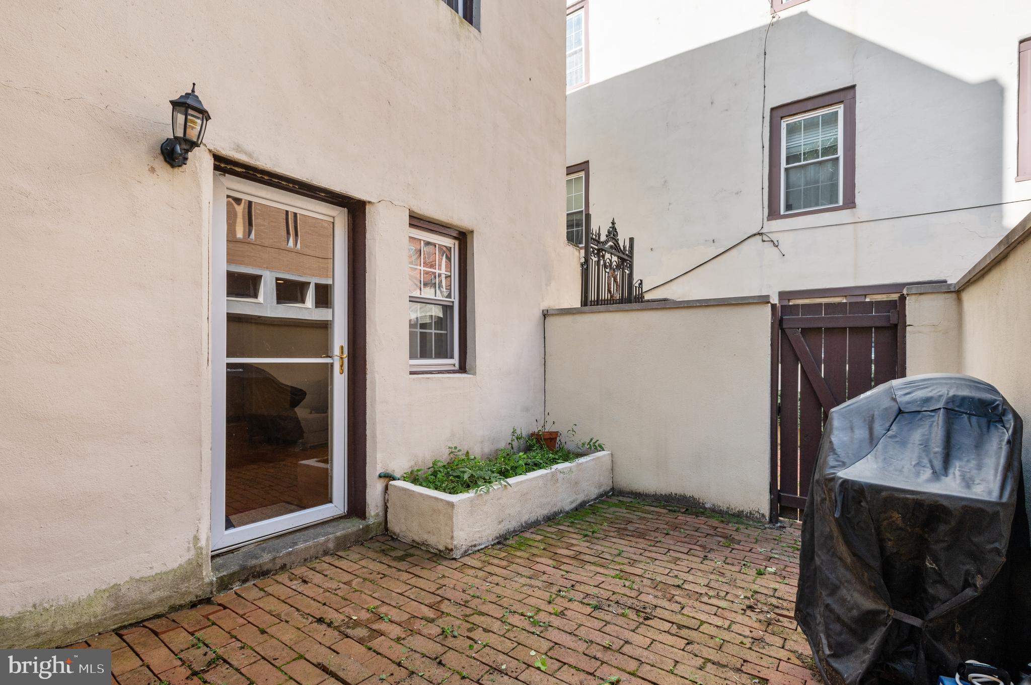 1029 SPRUCE STREET Unit: 106