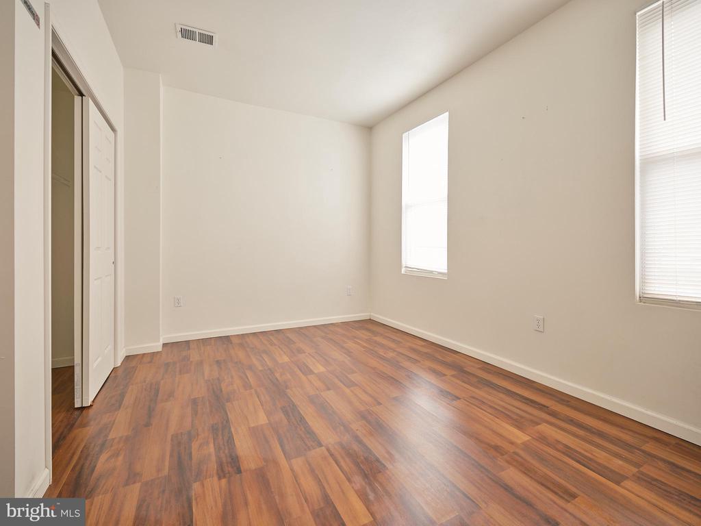 3807 Haverford Ave