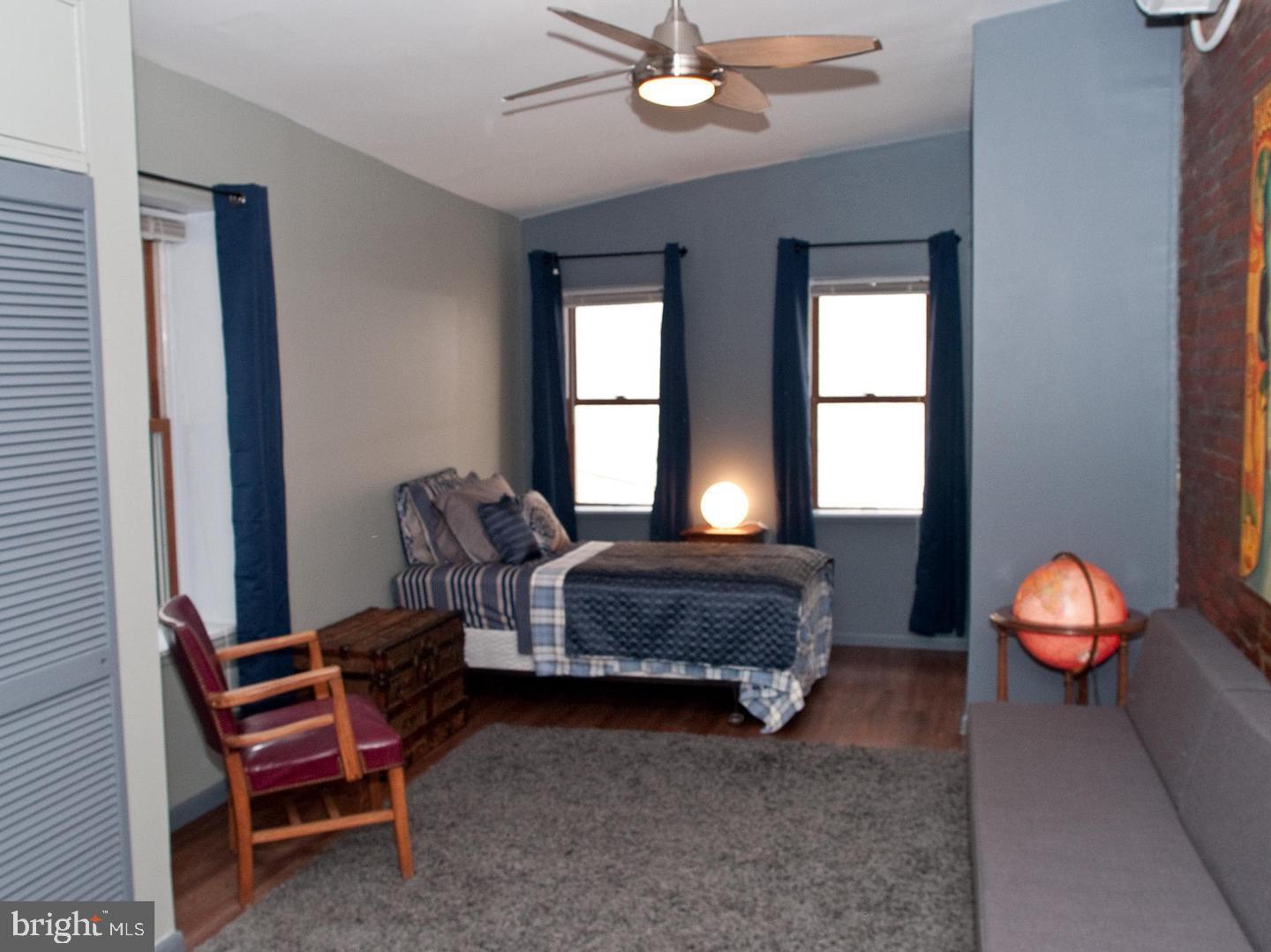 988 N 2ND ST #UNIT 2