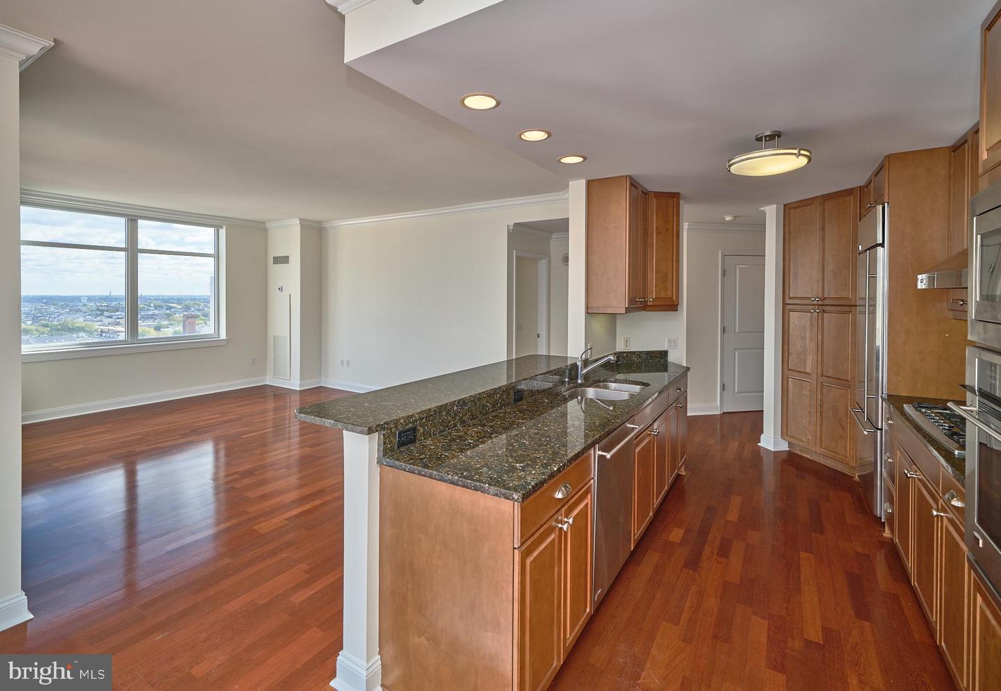 440-26 S Broad St #1407