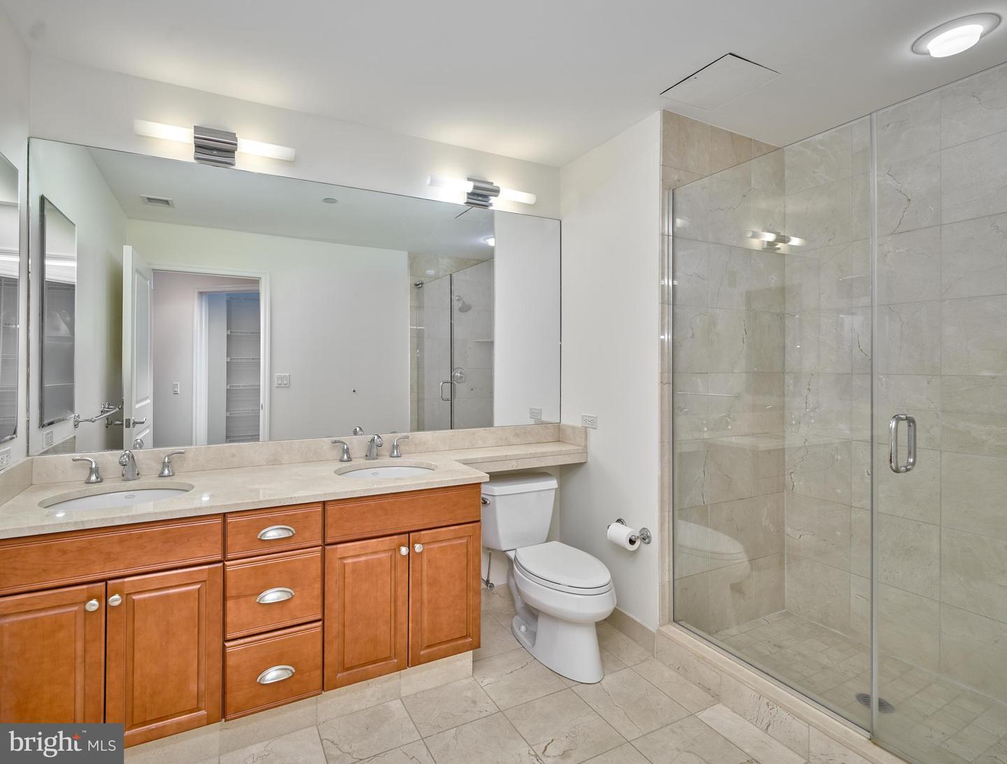 440-26 S Broad St #1407