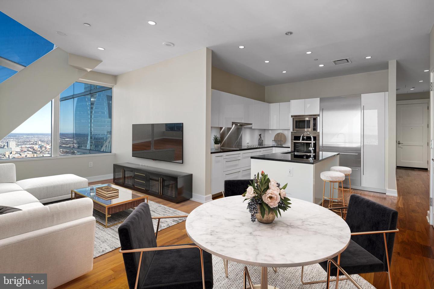 50 S 16TH ST #5303
