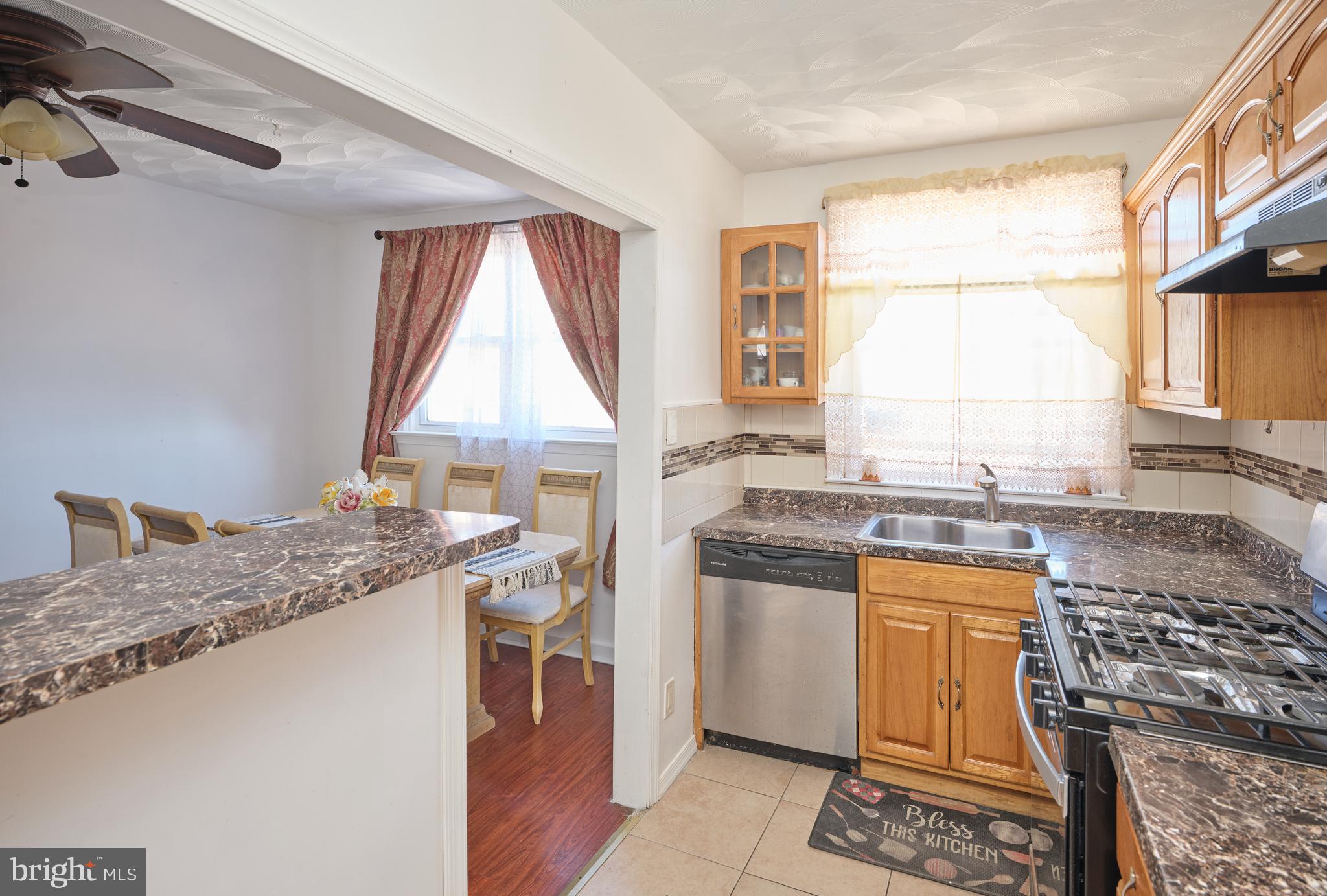 1053 VAN KIRK STREET